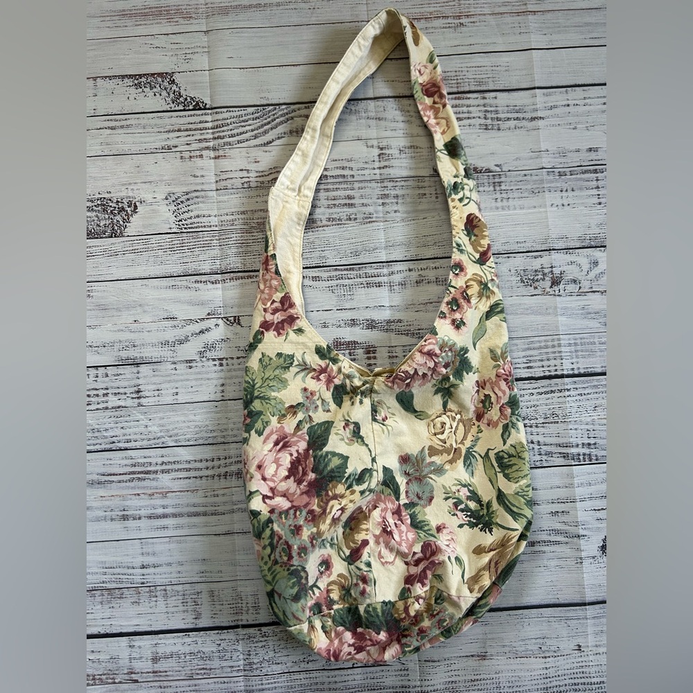 Sling Sac Floral Canvas Sling Bag‎ Boho Slouch